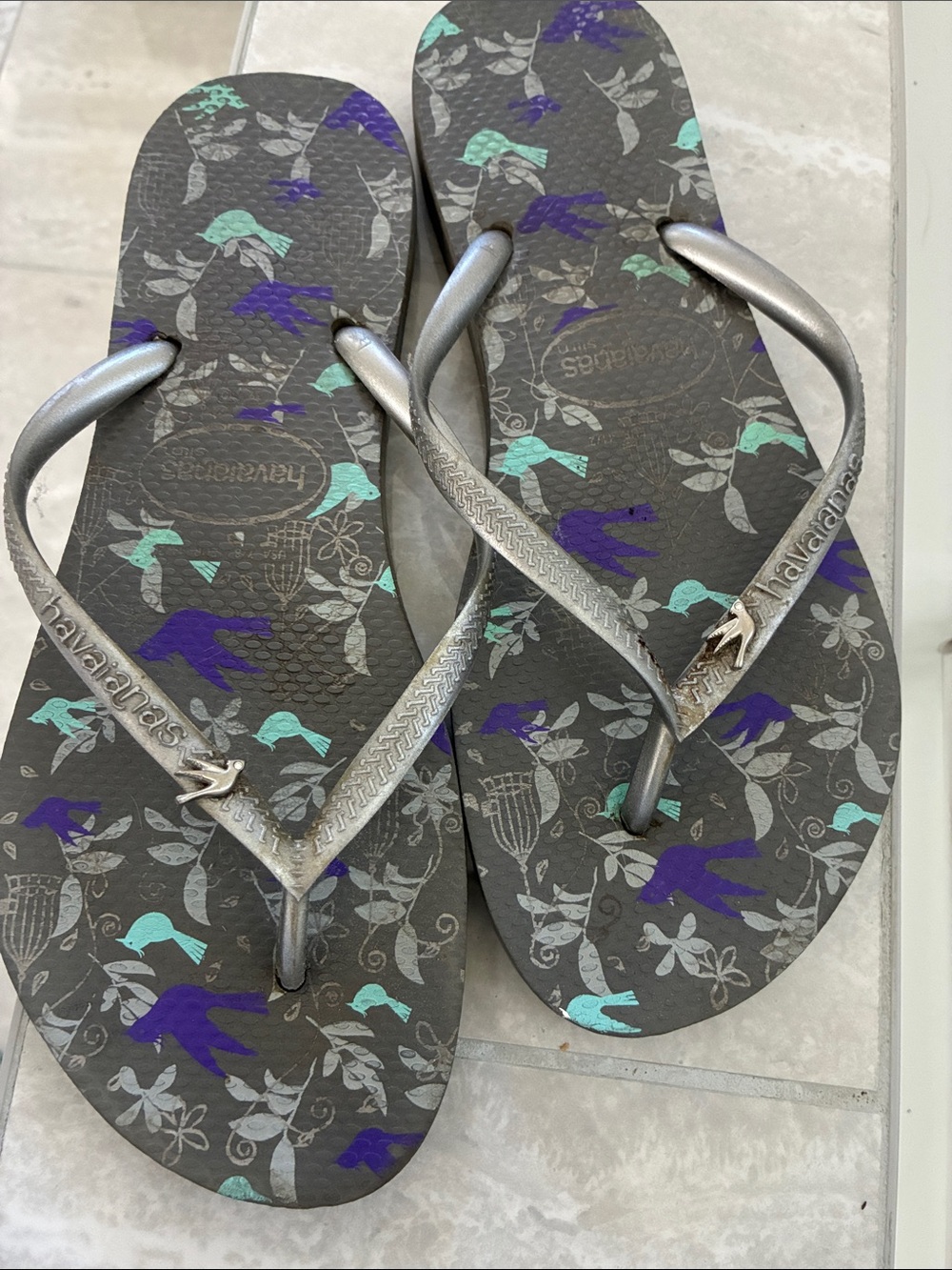 Silver Havaianas. Size 10/11